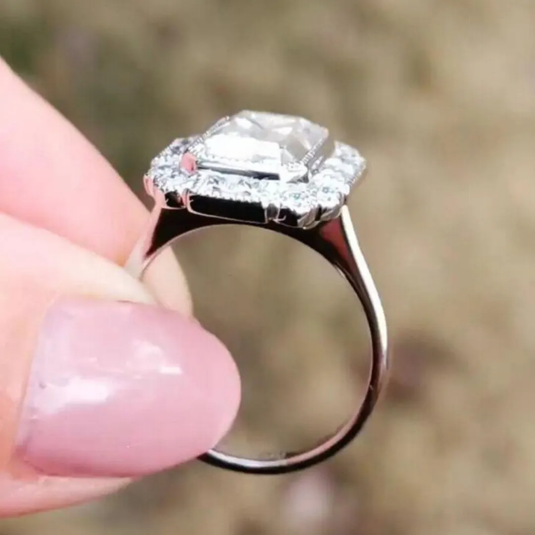 /public/photos/live/Vintage Inspired Emerald Moissanite Halo Engagement Ring 637 (3).webp